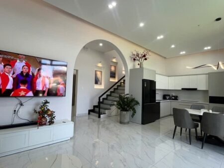 Villa Nghỉ Dưỡng Vạn Thành Đà Lạt – 350m² View Đồi Thông