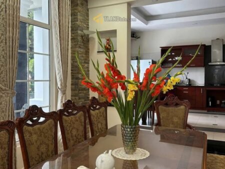 Biệt Thự 2 Mặt Tiền hẻm oto Đường Triệu Việt Vương, Đà Lạt – Diện Tích Khủng 434m²