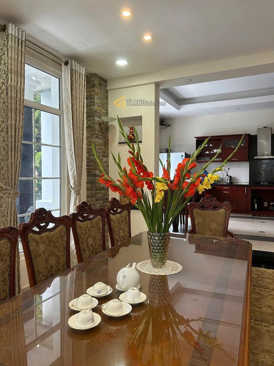 Biệt Thự 2 Mặt Tiền hẻm oto Đường Triệu Việt Vương, Đà Lạt – Diện Tích Khủng 434m² Biệt Thự 2 Mặt Tiền hẻm oto Đường Triệu Việt Vương, Đà Lạt – Diện Tích Khủng 434m²