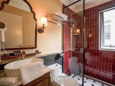 Khách sạn 5 tầng 2MT Phạm Ngũ Lão P3 Đà Lạt 83 m² - 14PN - 32 tỷ