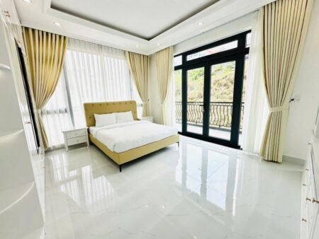 Villa 2 Mặt Tiền An Sơn Đà Lạt – Diện Tích 312m2, 9PN, Giá 29 Tỷ