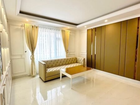Villa 2 Mặt Tiền An Sơn Đà Lạt – Diện Tích 312m2, 9PN, Giá 29 Tỷ