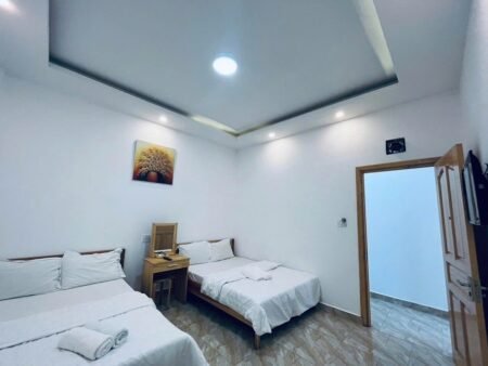 Khách sạn 4 tầng hẻm oto Đào Duy Từ P Xuân Hương (P4 cũ) Đà Lạt - 147 m² -13.5 tỷ