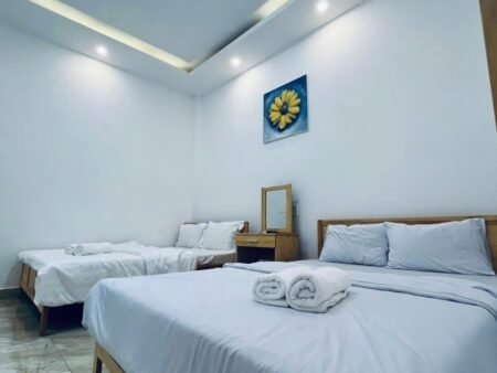 Khách sạn 4 tầng hẻm oto Đào Duy Từ P Xuân Hương (P4 cũ) Đà Lạt - 147 m² -13.5 tỷ