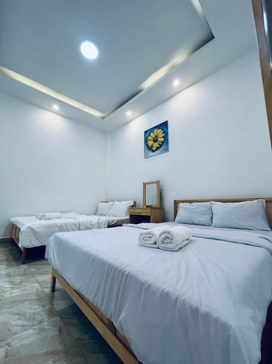 Khách sạn 4 tầng hẻm oto Đào Duy Từ P Xuân Hương (P4 cũ) Đà Lạt - 147 m² -13.5 tỷ Khách sạn 4 tầng hẻm oto Đào Duy Từ P Xuân Hương (P4 cũ) Đà Lạt - 147 m² -13.5 tỷ