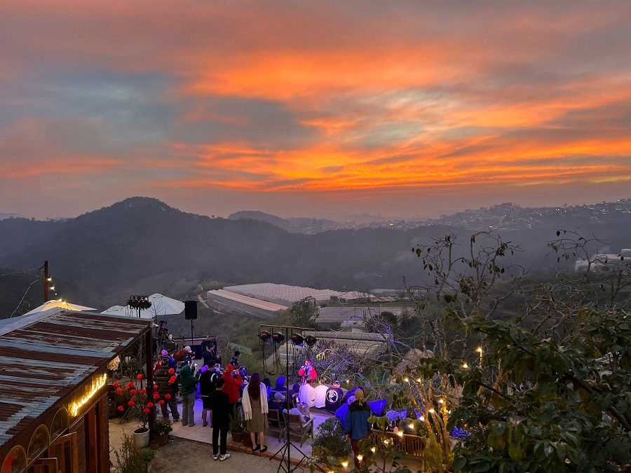Bán khu cà phê view đẹp Đà Lạt – sở hữu view 360 độ rừng thông và hoàng hôn triệu đô Bán khu cà phê view đẹp Đà Lạt – sở hữu view 360 độ rừng thông và hoàng hôn triệu đô