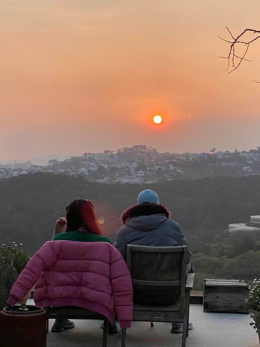 Bán khu cà phê view đẹp Đà Lạt – sở hữu view 360 độ rừng thông và hoàng hôn triệu đô Bán khu cà phê view đẹp Đà Lạt – sở hữu view 360 độ rừng thông và hoàng hôn triệu đô