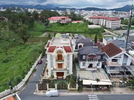 VILLA 5 tầng MẶT TIỀN Trần Nhân Tông P8 Đà Lạt - 335m2 - 55 tỷ