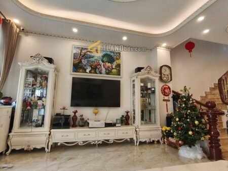 NHÀ 3 tầng Nguyễn Trung Trực KQH Thái Lâm Phường 4 Đà Lạt