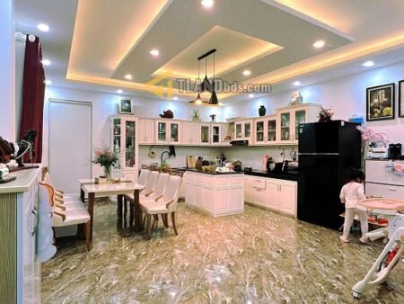 Nhà 4 tầng 2 Mặt Tiền KQH Thái Lâm P4 Đà Lạt 116,8m² - 11 tỷ