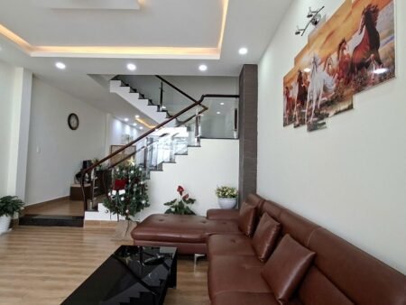 Nhà 3 tầng KQH Thái Lâm P4 Đà Lạt - 92.8m² ngang 5m - 8.5 tỷ