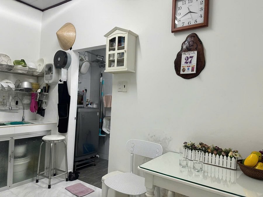Nhà Cấp 4 Hẻm Xe Máy Trần Phú P4 Đà Lạt cách chợ đêm 800m - 3.5 tỷ Nhà Cấp 4 Hẻm Xe Máy Trần Phú P4 Đà Lạt cách chợ đêm 800m - 3.5 tỷ
