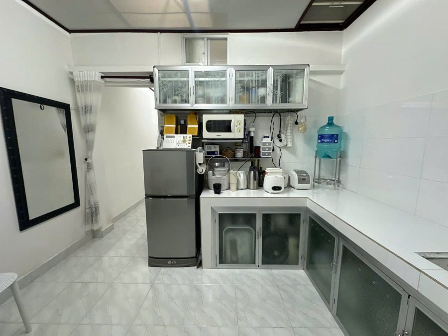 Nhà Cấp 4 Hẻm Xe Máy Trần Phú P4 Đà Lạt cách chợ đêm 800m - 3.5 tỷ Nhà Cấp 4 Hẻm Xe Máy Trần Phú P4 Đà Lạt cách chợ đêm 800m - 3.5 tỷ