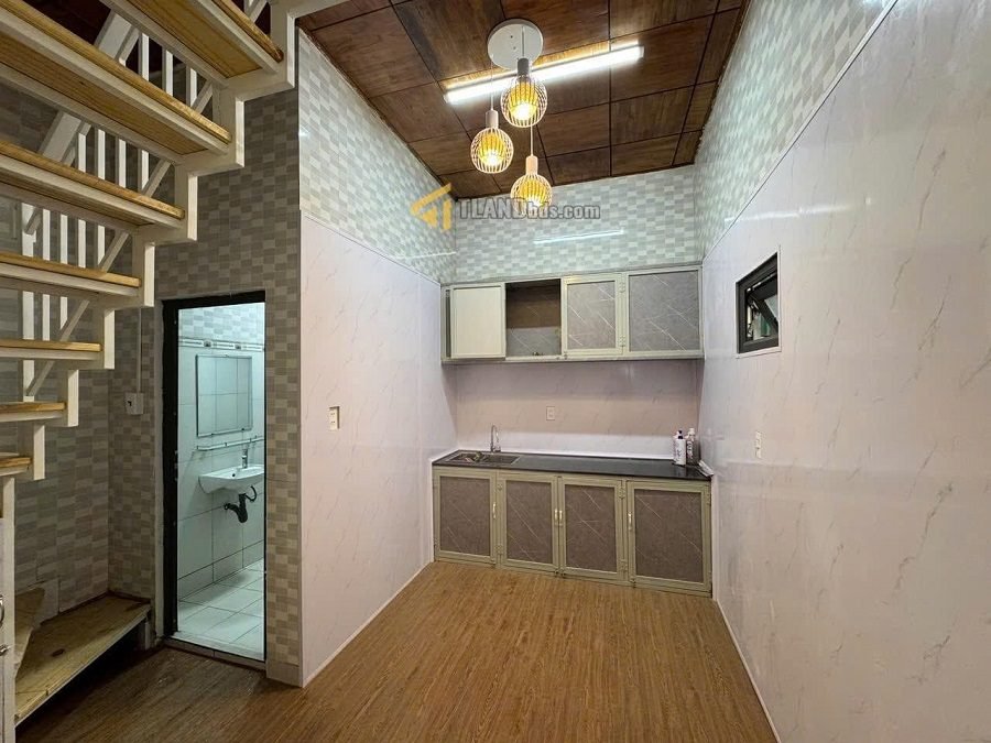 Nhà 3 Tầng Hẻm nhỏ Hoàng Văn Thụ P5 Đà Lạt – 33.88m² Giá 3.2 Tỷ Nhà 3 Tầng Hẻm nhỏ Hoàng Văn Thụ P5 Đà Lạt – 33.88m² Giá 3.2 Tỷ