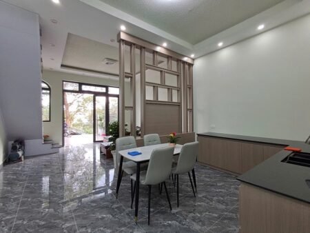Nhà Mới 2 tầng Xây Đẹp Giá Rẻ P7 Đà Lạt - 90m2 - 2.5 tỷ