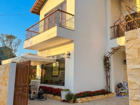 Villa 2 tầng đẹp Măng Ling Phường 7 Đà Lạt - 204m2 - 8.5 tỷ