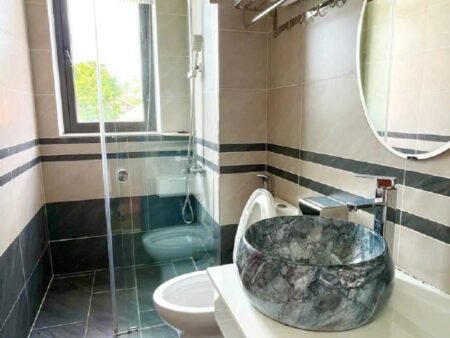 Khách sạn 14 Phòng hẻm oto 4m Nam Hồ P11 Đà Lạt - 202,9 m2 - 25 tỷ