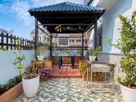 Villa 2 tầng hẻm oto Nam Hồ Phường 11 Đà Lạt - 200m2 - 10.5 tỷ