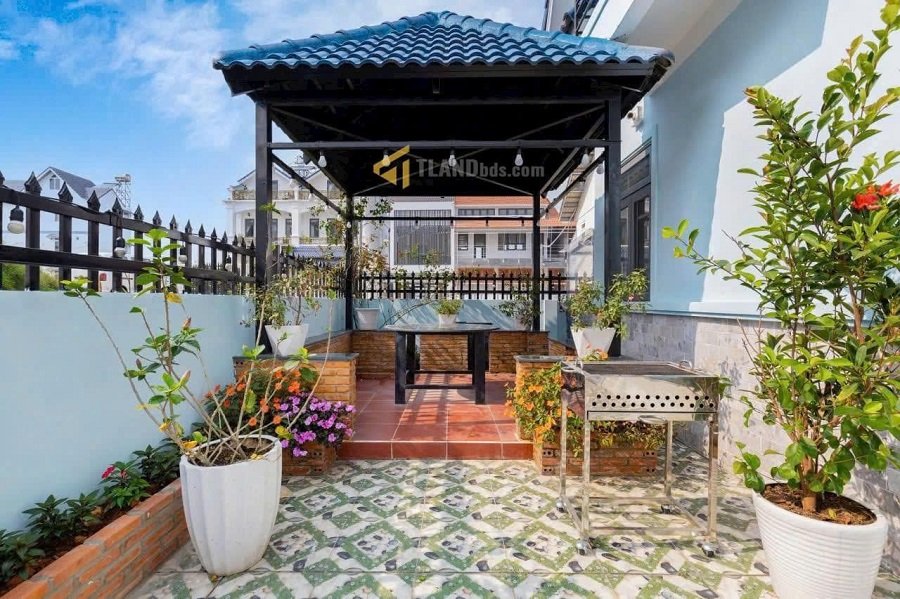 Villa 2 tầng hẻm oto Nam Hồ Phường 11 Đà Lạt - 200m2 - 10.5 tỷ Villa 2 tầng hẻm oto Nam Hồ Phường 11 Đà Lạt - 200m2 - 10.5 tỷ