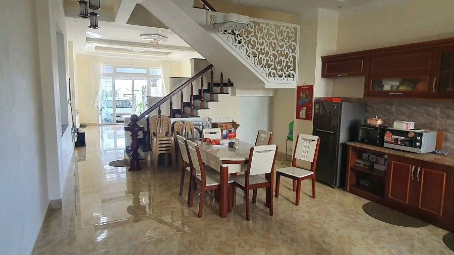 Cặp biệt thự hẻm oto Nam Hồ P11 Đà Lạt - 200 m2 - 11.5 tỷ Cặp biệt thự hẻm oto Nam Hồ P11 Đà Lạt - 200 m2 - 11.5 tỷ