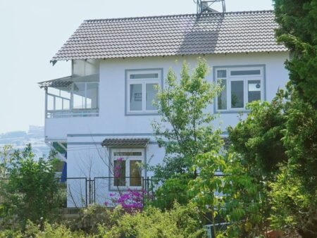 Villa 2 tầng hẻm oto Trịnh Hoài Đức P11 cũ Đà Lạt - 8.5 tỷ