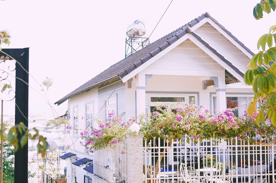 Villa 2 tầng hẻm oto Trịnh Hoài Đức P11 cũ Đà Lạt - 8.5 tỷ Villa 2 tầng hẻm oto Trịnh Hoài Đức P11 cũ Đà Lạt - 8.5 tỷ