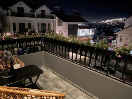 Villa 2 tầng hẻm oto mới hoàn thiện Nam Hồ P11 Đà Lạt - 200 m2 - 13.9 tỷ
