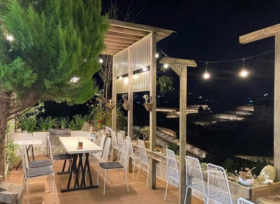 Villa 4 tầng hẻm oto Trịnh Hoài Đức khu biệt thự Nam Hồ P11 Đà Lạt Villa 4 tầng hẻm oto Trịnh Hoài Đức khu biệt thự Nam Hồ P11 Đà Lạt
