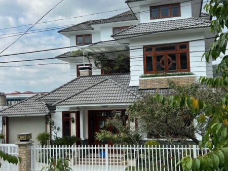 Villa 3 tầng view đẹp cửa ngỏ Đặng Thái Thân P3 Đà Lạt - 287m2 - 37.5 tỷ