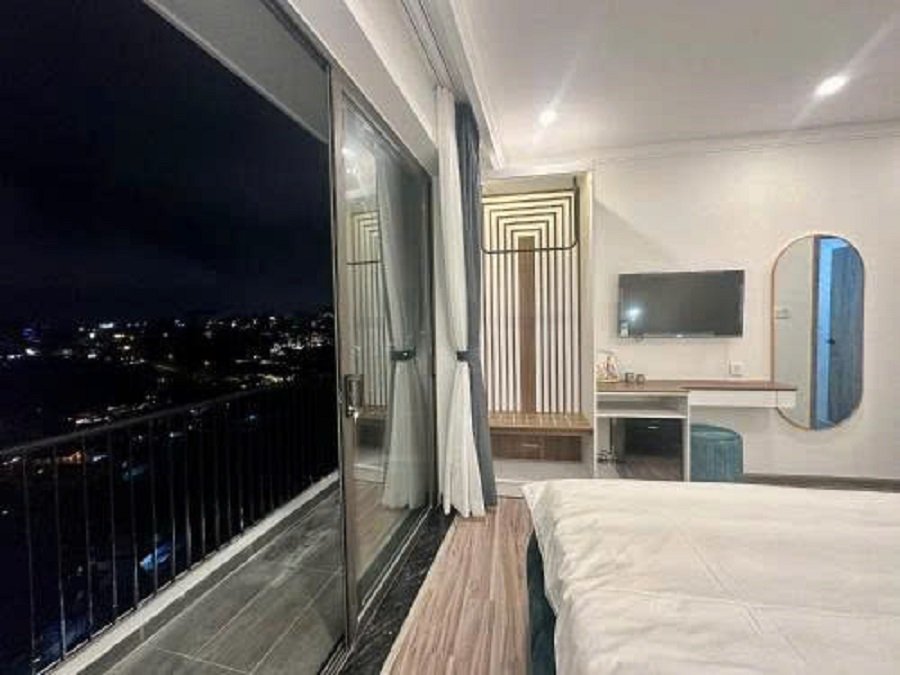 Khách sạn mặt tiền Đặng Thái Thân view thoáng Đà Lạt 300m2 - 65 tỷ Khách sạn mặt tiền Đặng Thái Thân view thoáng Đà Lạt 300m2 - 65 tỷ