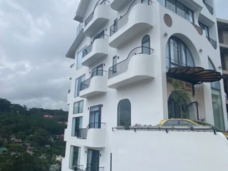 Khách sạn mặt tiền Đặng Thái Thân view thoáng Đà Lạt 300m2 - 65 tỷ