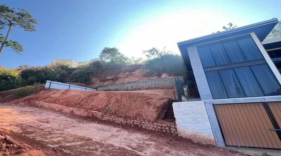 Đất hẻm oto Măng Ling Phường 7 Đà Lạt - 217,22 m2 - 3.85 tỷ Đất hẻm oto Măng Ling Phường 7 Đà Lạt - 217,22 m2 - 3.85 tỷ