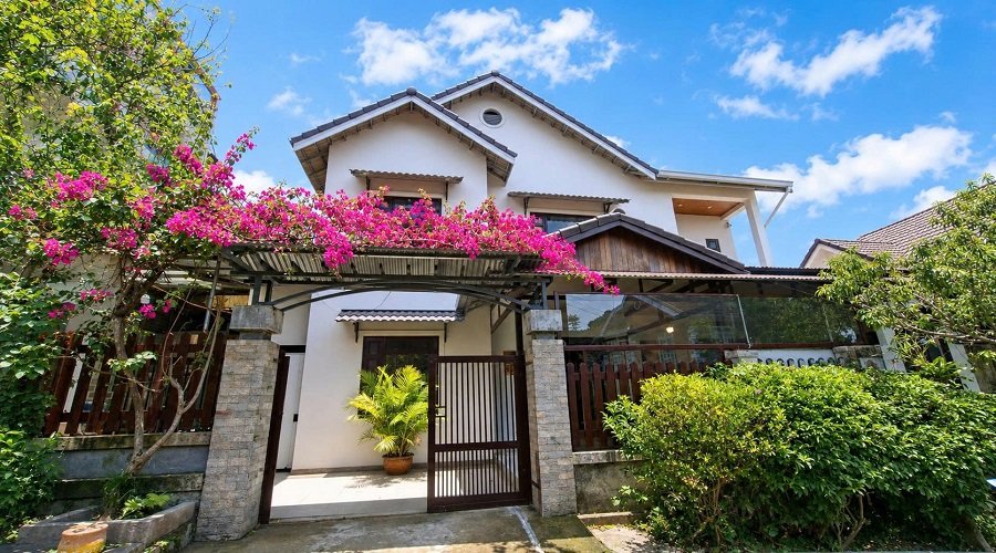 Villa 2 Tầng Khu Viện Nghiên Cứu Hạt Nhân Hùng Vương Đà Lạt - 220m2 ngang 20m Villa 2 Tầng Khu Viện Nghiên Cứu Hạt Nhân Hùng Vương Đà Lạt - 220m2 ngang 20m