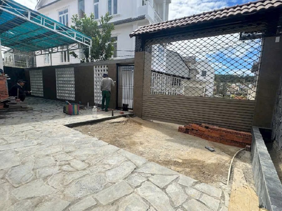 Biệt thự 2 tầng mới hẻm Trần Thái Tông P9 Đà Lạt - 239.5m2 - 18.5 tỷ Biệt thự 2 tầng mới hẻm Trần Thái Tông P9 Đà Lạt - 239.5m2 - 18.5 tỷ