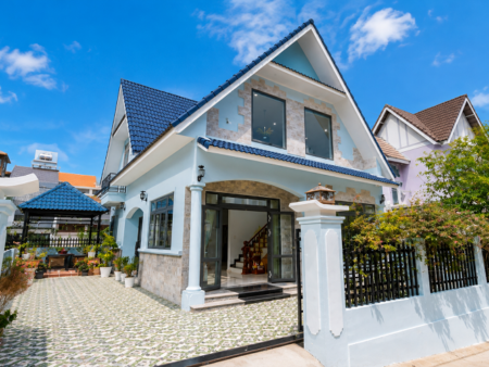 Villa 2 tầng hẻm oto Nam Hồ Phường 11 Đà Lạt - 200m2 - 10.5 tỷ