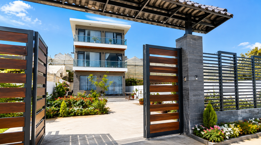 Villa 3 tầng hẻm oto Nam Hồ Phường 11 cũ Đà Lạt - 281 m2 - 18 tỷ Villa 3 tầng hẻm oto Nam Hồ Phường 11 cũ Đà Lạt - 281 m2 - 18 tỷ