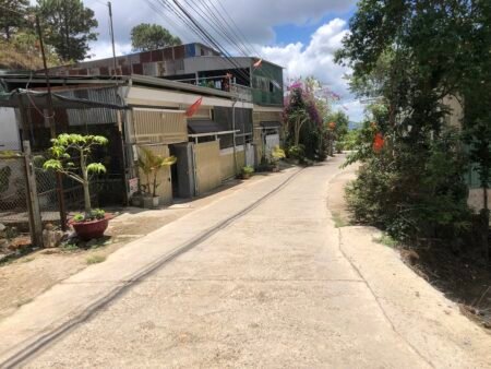 Nhà Cấp 4 view thông hẻm oto Hùng Vương P11 Đà Lạt giấy tay - 2.5 tỷ
