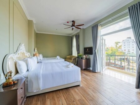 Khách Sạn 7 tầng Mặt Tiền Tô Hiến Thành P3 Đà Lạt - 956m2 - 180 Tỷ