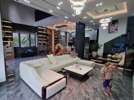 Villa 5 tầng khu bàn tay phật An Sơn Đà Lạt - 202m2 - giảm còn 18.9 tỷ