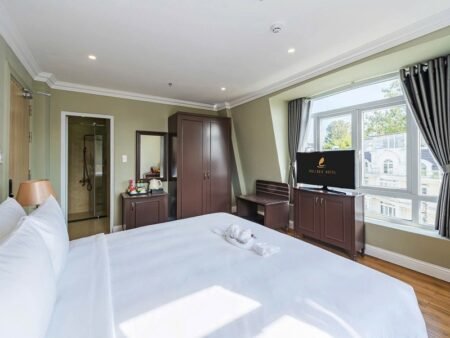 Khách Sạn 7 tầng Mặt Tiền Tô Hiến Thành P3 Đà Lạt - 956m2 - 180 Tỷ