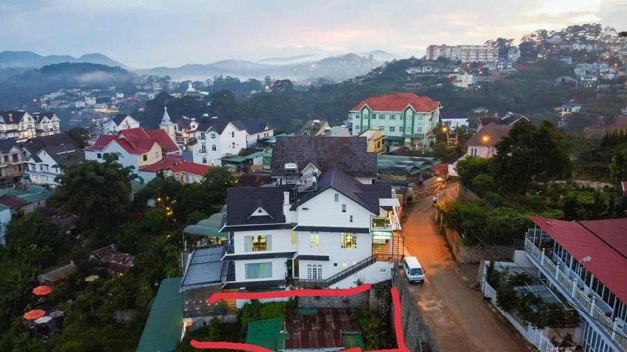 Đất view hẻm oto Hoàng Hoa Thám P10 Đà Lạt - 1230m2 - 625m2 Thổ - 32 Tỷ Đất view hẻm oto Hoàng Hoa Thám P10 Đà Lạt - 1230m2 - 625m2 Thổ - 32 Tỷ