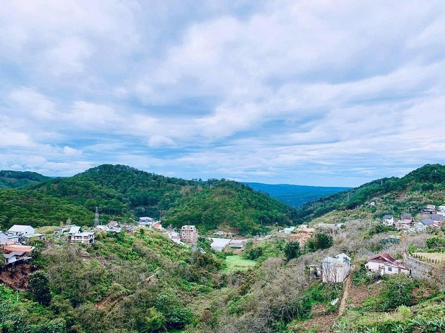 Đất view hẻm oto Hoàng Hoa Thám P10 Đà Lạt - 1230m2 - 625m2 Thổ - 32 Tỷ Đất view hẻm oto Hoàng Hoa Thám P10 Đà Lạt - 1230m2 - 625m2 Thổ - 32 Tỷ