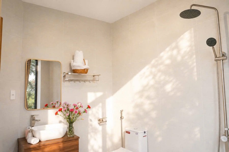 Khách sạn 6 tầng hẻm oto Trịnh Hoài Đức P11 Đà Lạt - 203m2 16 Phòng - 27 tỷ Khách sạn 6 tầng hẻm oto Trịnh Hoài Đức P11 Đà Lạt - 203m2 16 Phòng - 27 tỷ