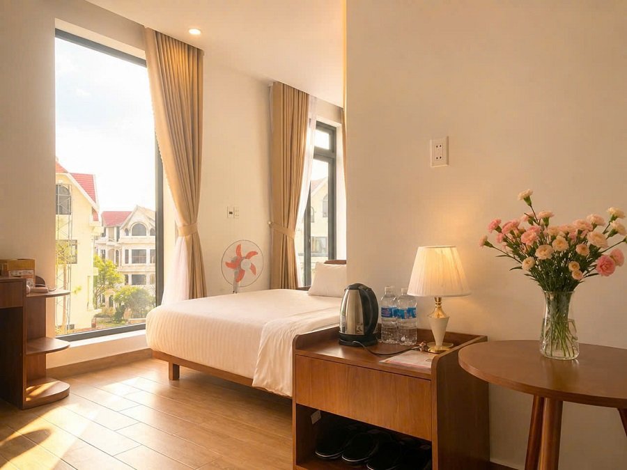 Khách sạn 6 tầng hẻm oto Trịnh Hoài Đức P11 Đà Lạt - 203m2 16 Phòng - 27 tỷ Khách sạn 6 tầng hẻm oto Trịnh Hoài Đức P11 Đà Lạt - 203m2 16 Phòng - 27 tỷ