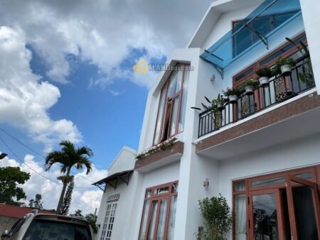 Villa mặt tiền Hoàng Hoa Thám Đà Lạt - 471m2 - 10 PN - 45 tỷ