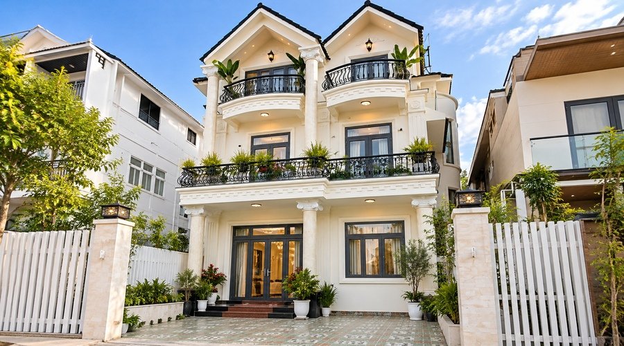 Villa 4 tầng 2 mặt tiền KQH Ngô Quyền P6 cũ Đà Lạt - 7Pn - 16 tỷ Villa 4 tầng 2 mặt tiền KQH Ngô Quyền P6 cũ Đà Lạt - 7Pn - 16 tỷ